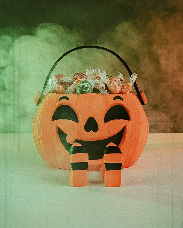 walkin_pumpkin_candy_holder_8_22e0f53558-high.webp